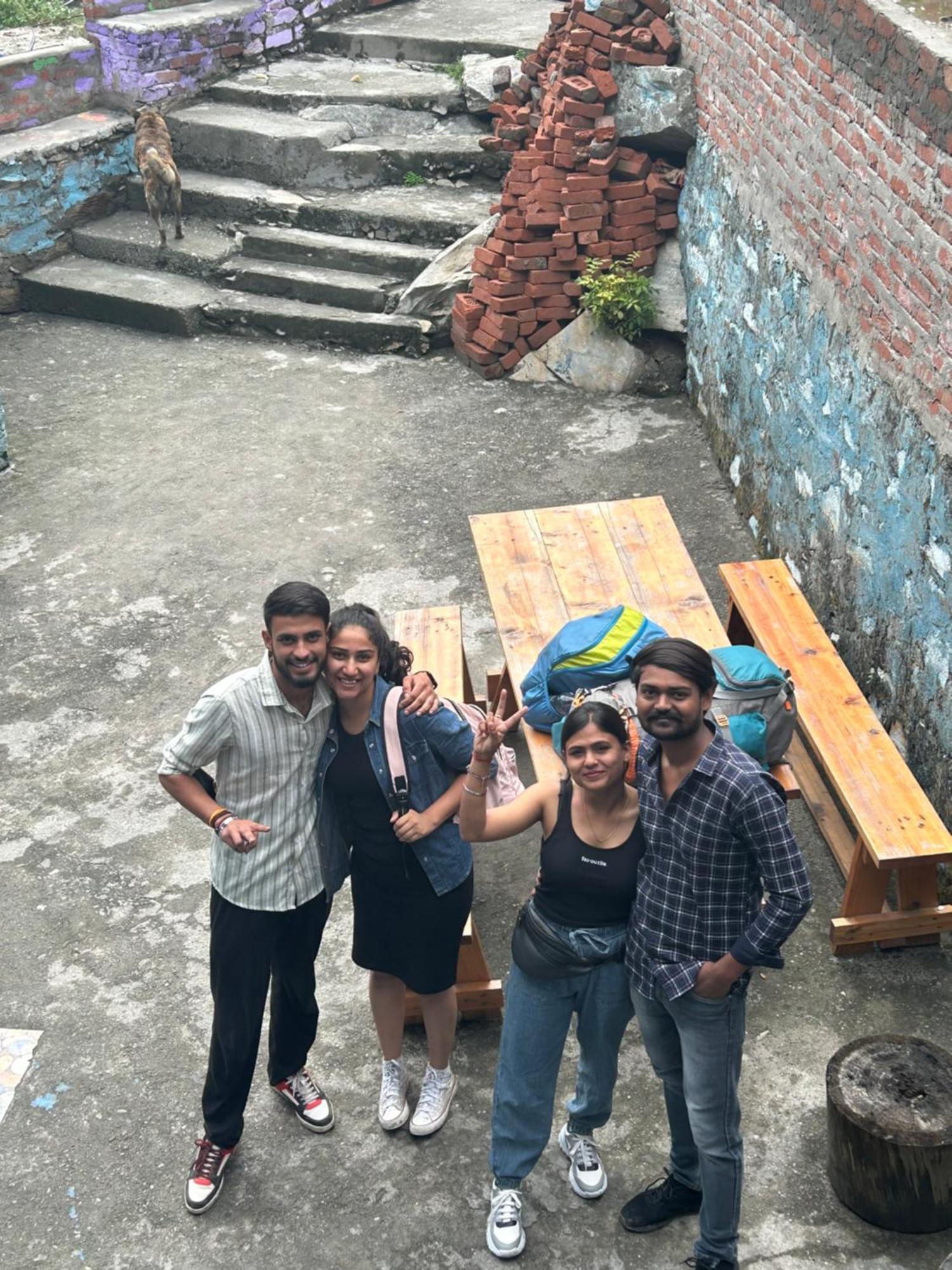 Formosa Hostel & Cafe Kasol Exterior photo